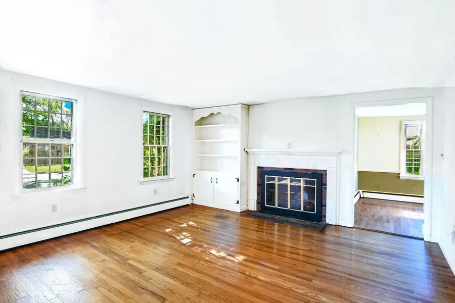28 Annette Ave, East Falmouth, MA 02536 - #2