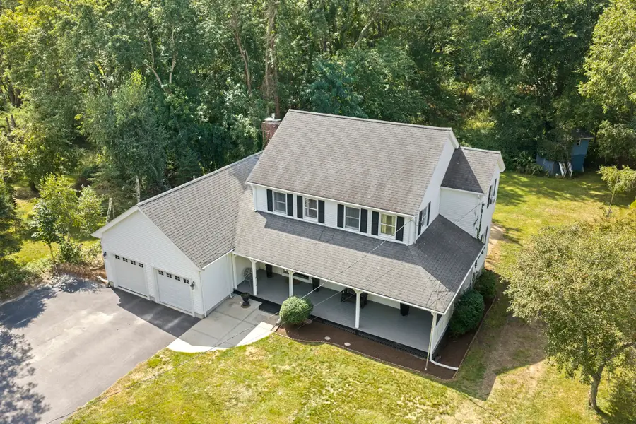 39 Hopewell St, Taunton, MA 02780 - #3