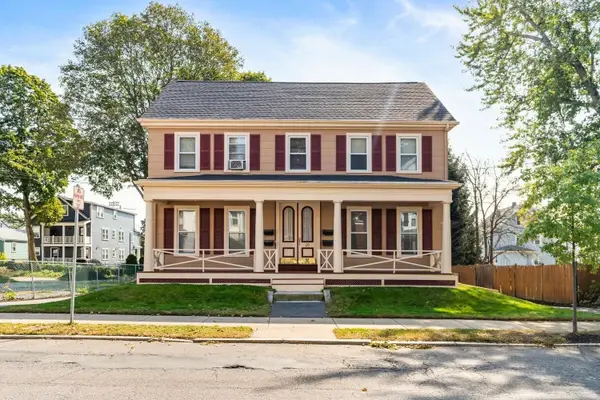 20 W Water St, Wakefield, MA 01880
