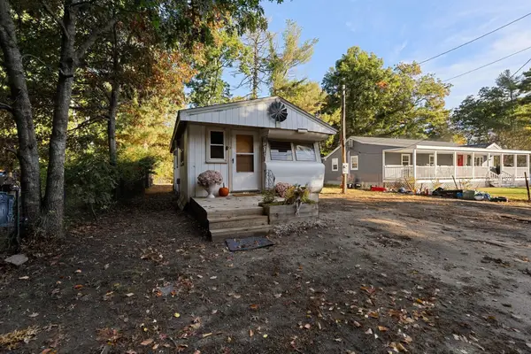 9 Pine Way, Carver, MA 02330