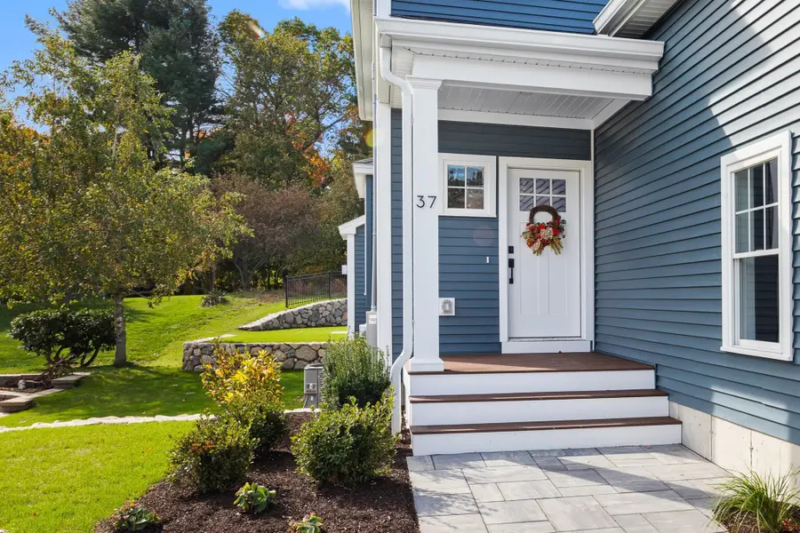 37 School St #37, Woburn, MA 01801 - #3