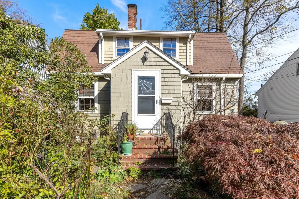 19 Deforest St, Boston, MA 02136 - #1