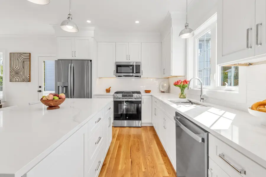 1 Hartlawn Road, Boston, MA 02132 - #3