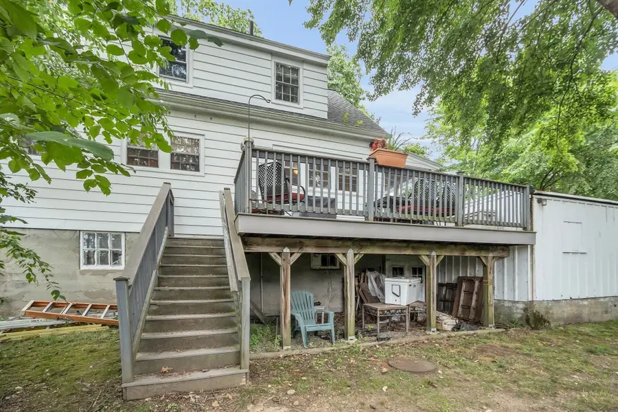 20 Pleasant St, Lunenburg, MA 01462 - #2