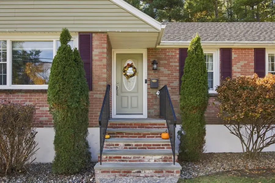 36 Pleasant Street, North Reading, MA 01864 - #3