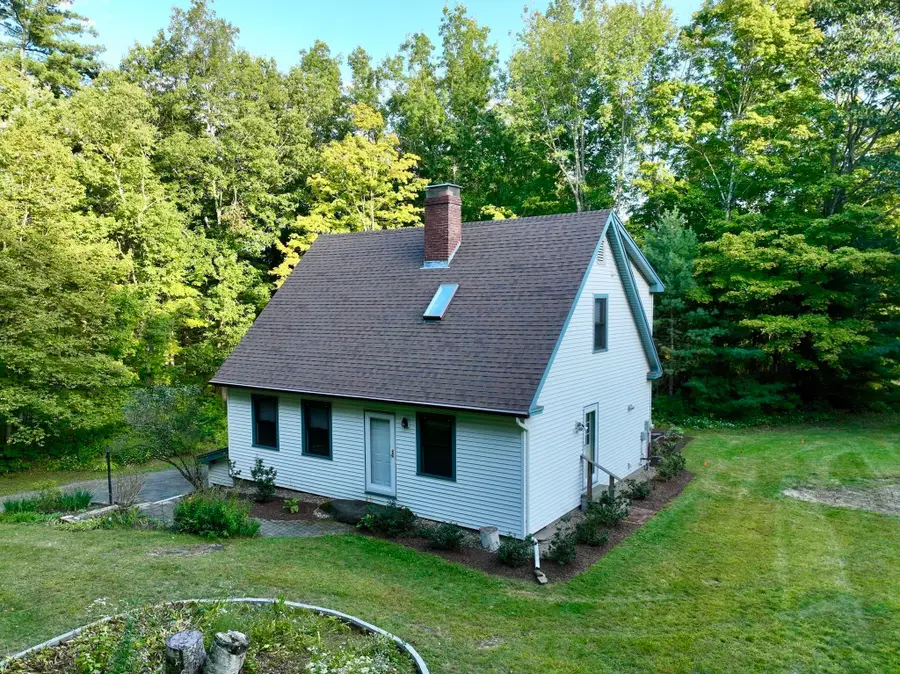 353 S Shelburne Rd, Shelburne, MA 01370 - #2