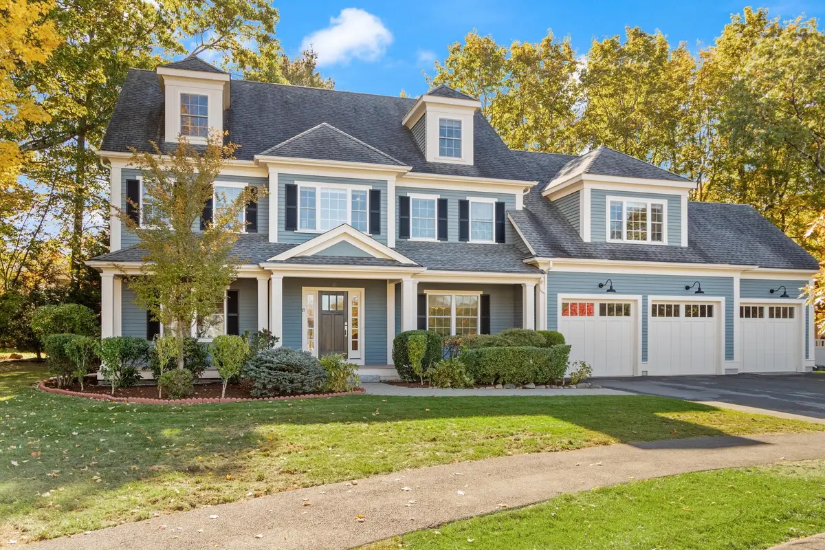 10 Willard Circle, Lexington, MA 02421 - #1