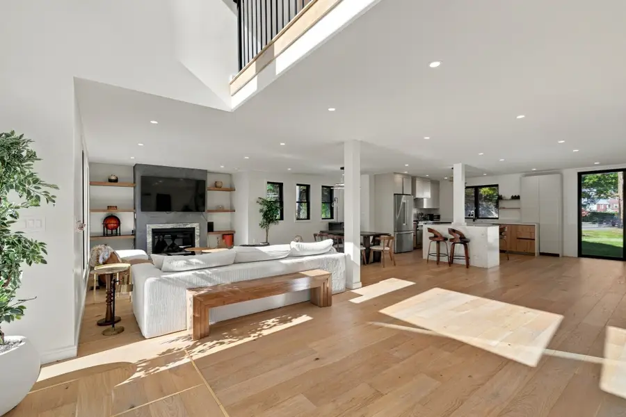 8 Noanett Rd, Needham, MA 02494 - #3