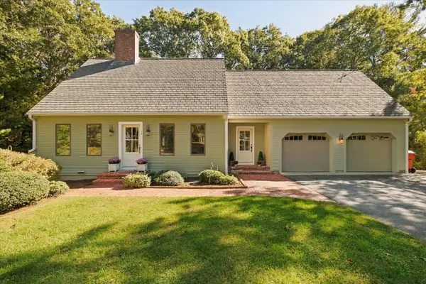 15 Sheep Pasture Way, Sandwich, MA 02537