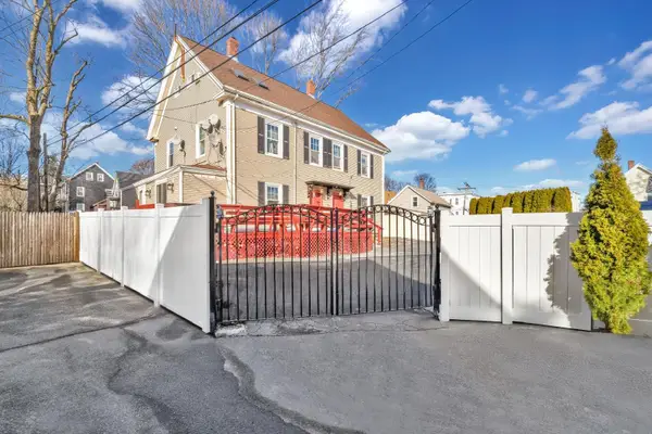 9-11 Newhall Pl, Boston, MA 02122