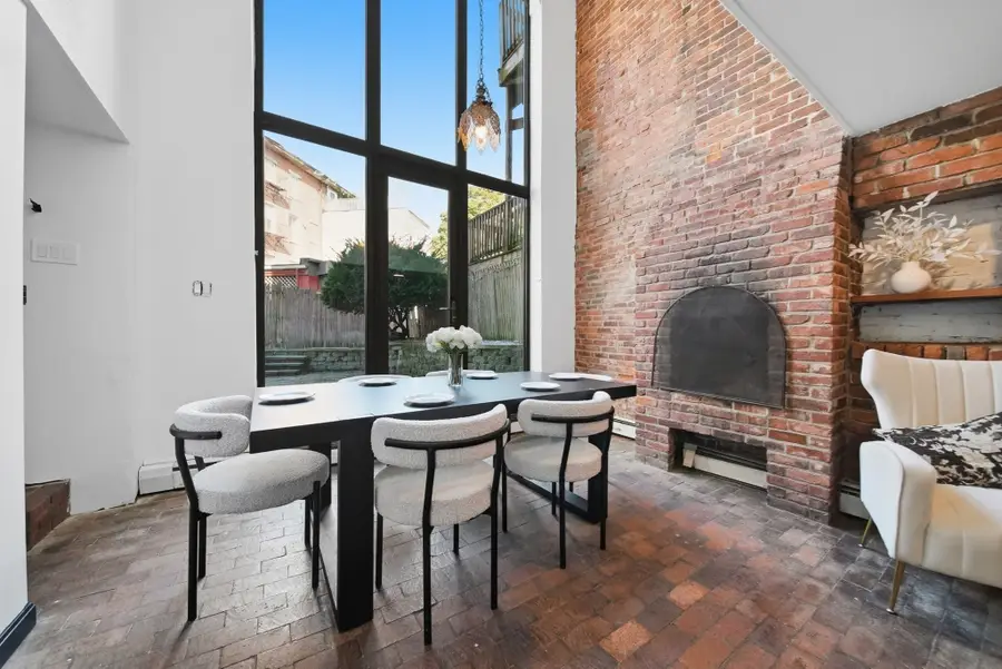 3 Medford St, Chelsea, MA 02150 - #2