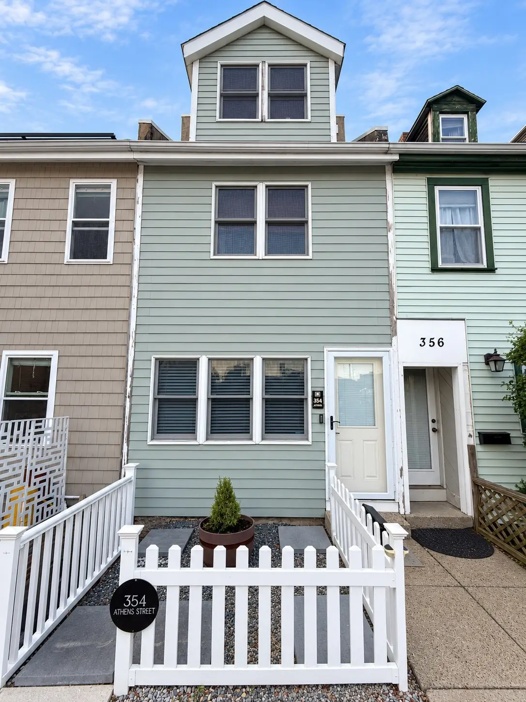 354 Athens St, Boston, MA 02127 - #1