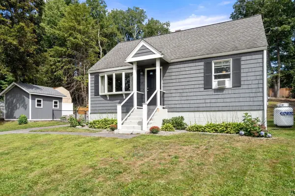 27 Harvard Ave, Methuen, MA 01844