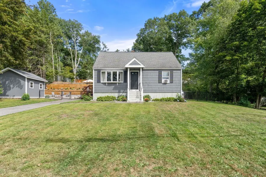 27 Harvard Ave, Methuen, MA 01844 - #3