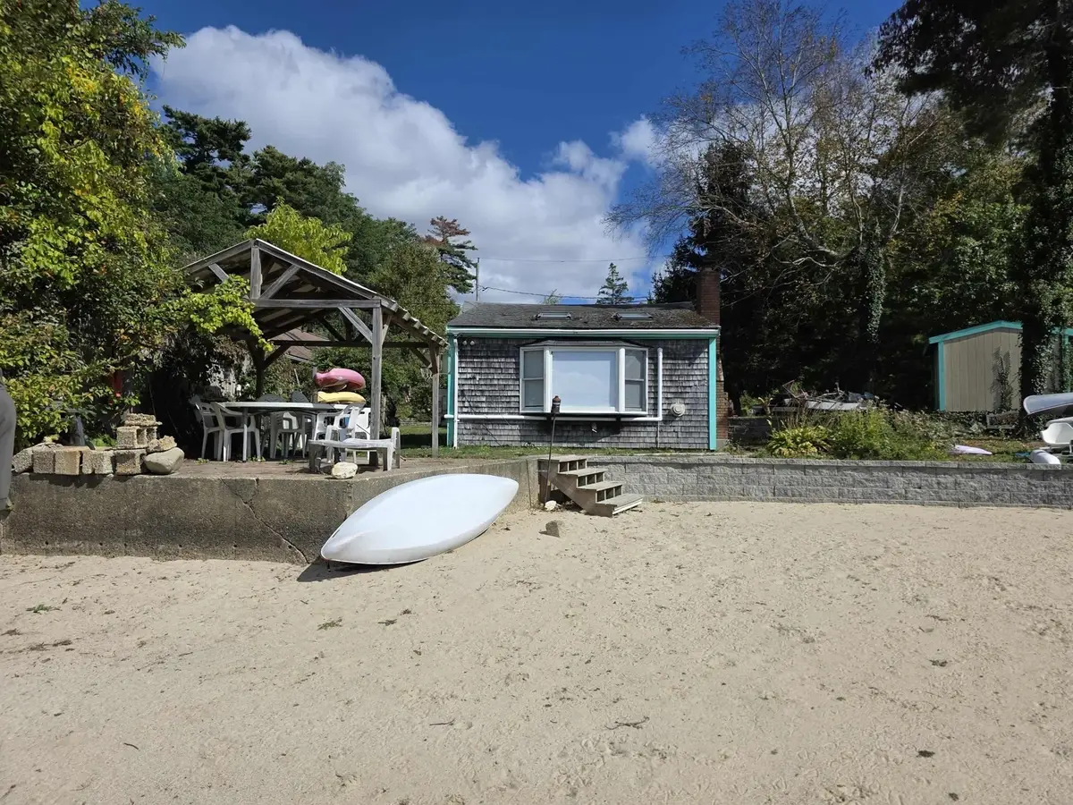 9 Sheila Rd, Pembroke, MA 02359 - #1