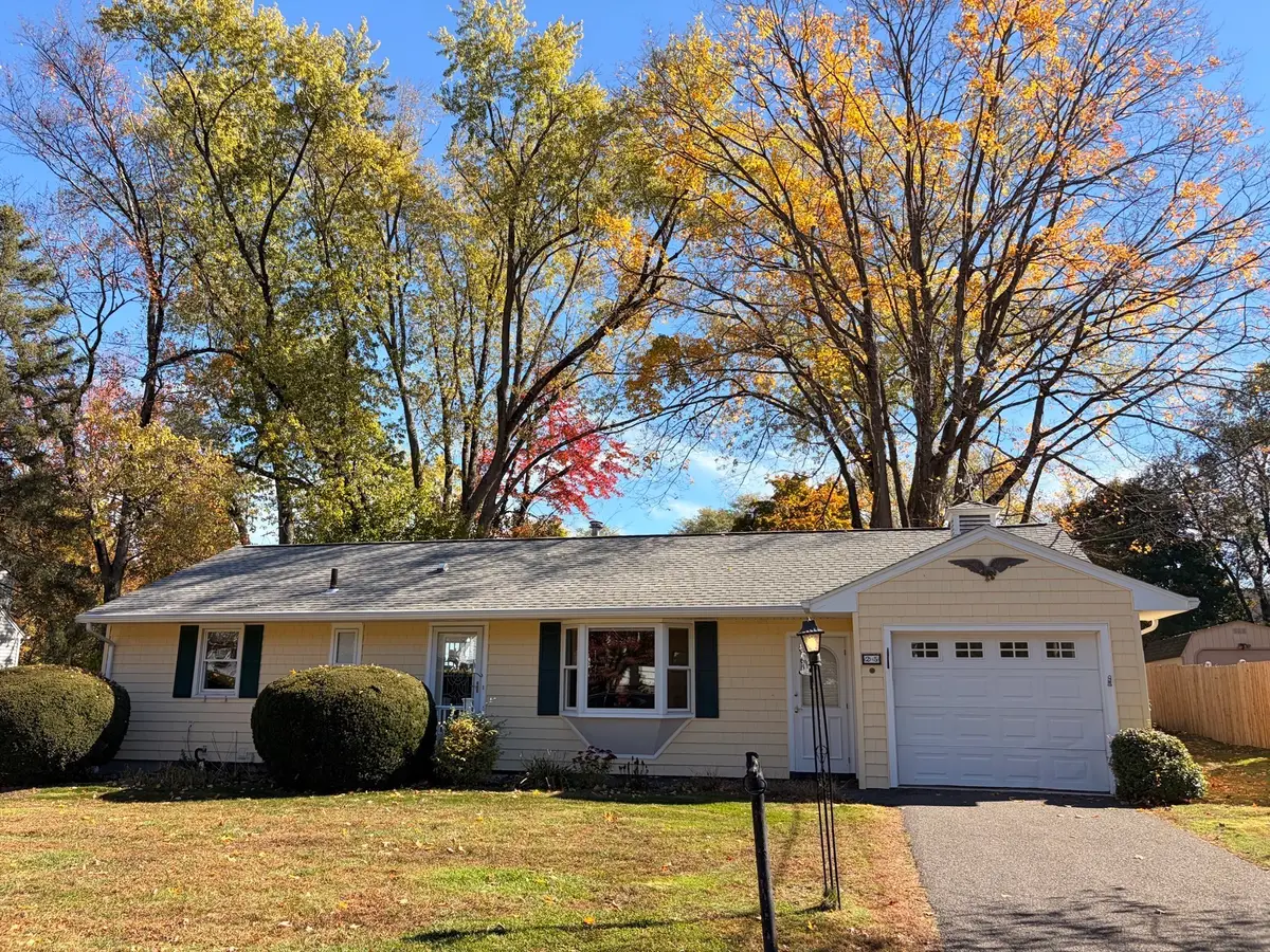 25 Murphy Ter, Northampton, MA 01060 - #1