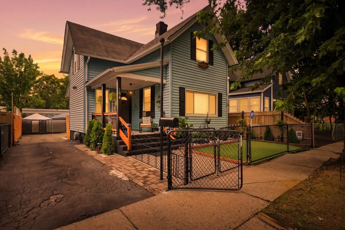 194 Massasoit St, Springfield, MA 01107 - #1