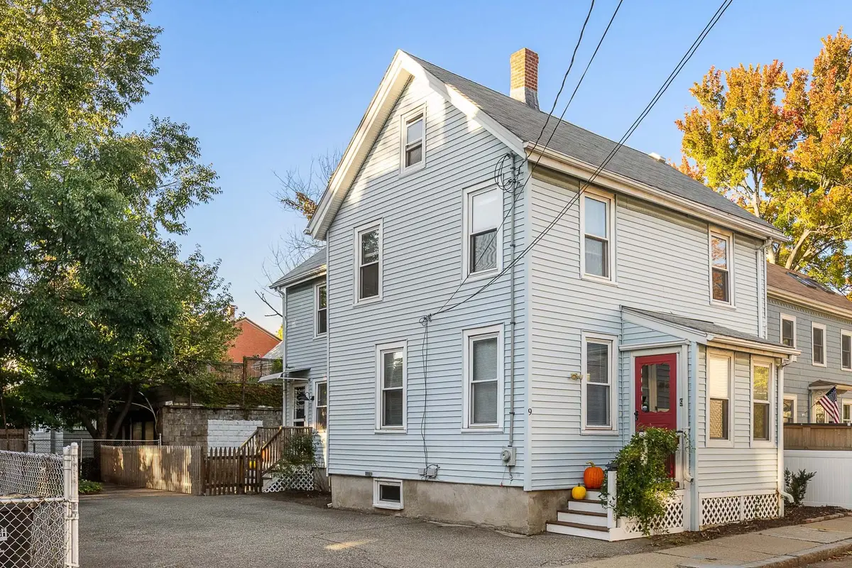 9 Andrew St, Cambridge, MA 02139 - #1