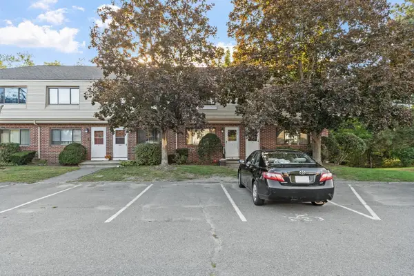 223 Farrwood Dr #223, Haverhill, MA 01835