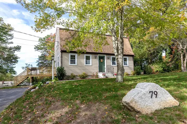 79 Colchester Dr, Plymouth, MA 02360