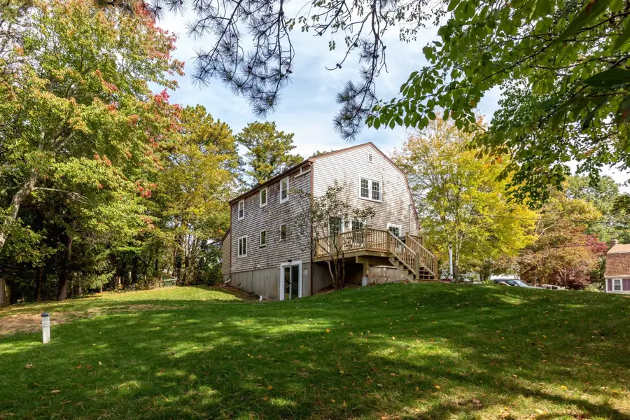 79 Colchester Dr, Plymouth, MA 02360 - #2