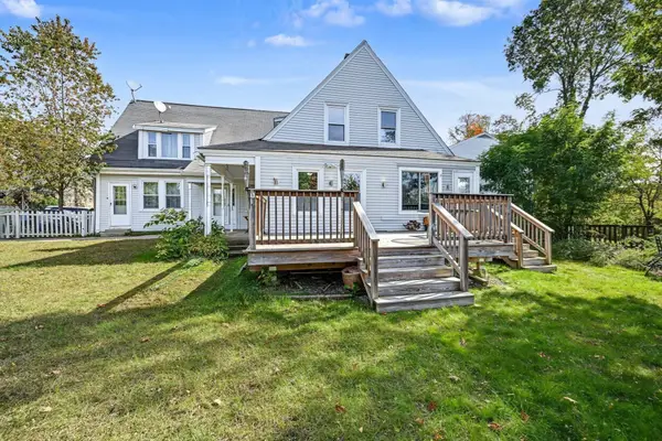31 Cocasset St #1, Foxboro, MA 02035