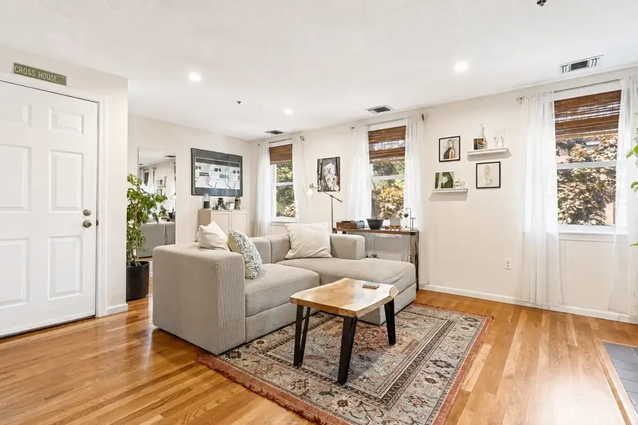 15 Main Street #B, Boston, MA 02129 - #2