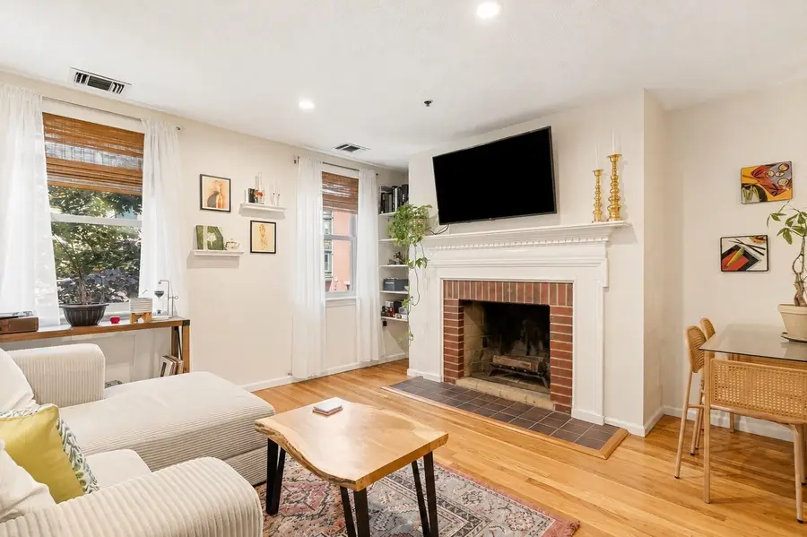 15 Main Street #B, Boston, MA 02129 - #3