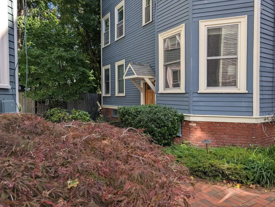 16-1/2 Magnolia Ave #2, Cambridge, MA 02138 - #2