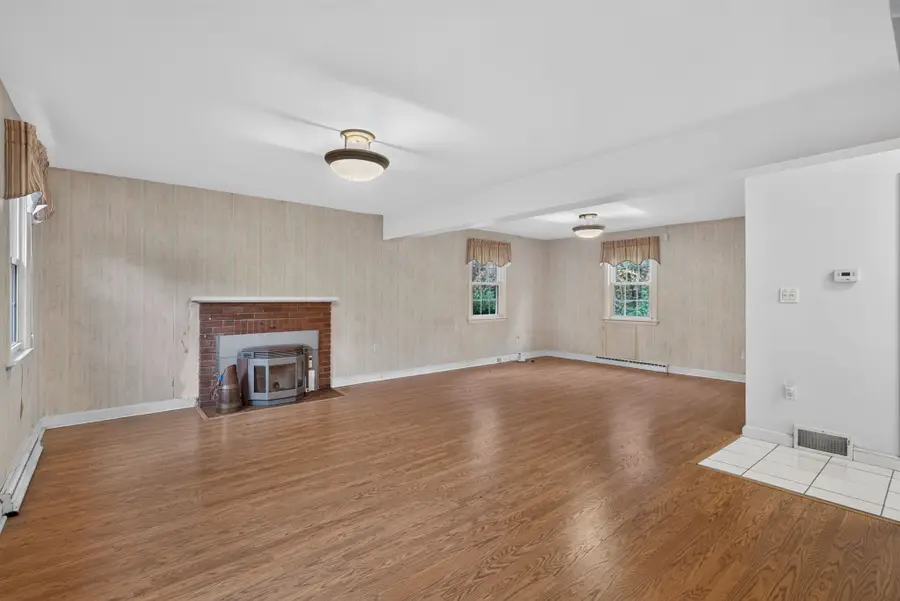 188 North Street, Foxboro, MA 02035 - #2