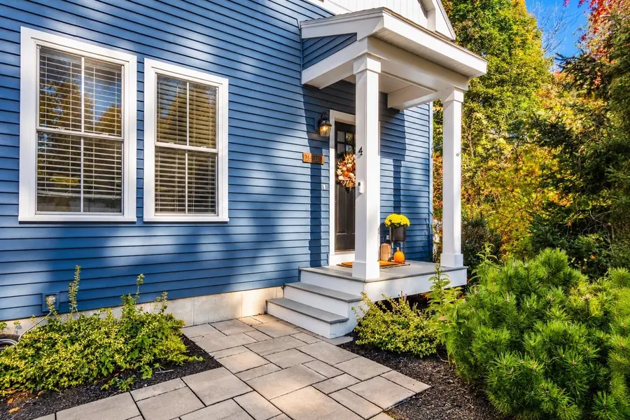4 O'reilly Lane, Foxboro, MA 02035 - #3