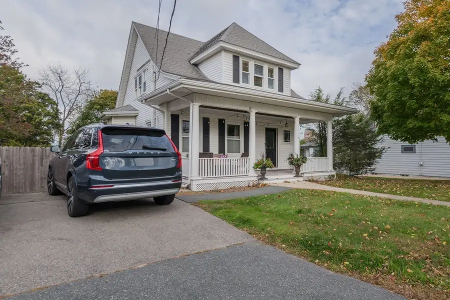36 Mayflower St, Plymouth, MA 02360 - #2