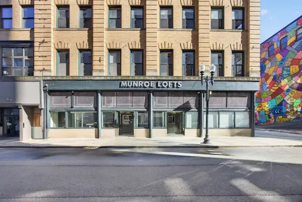 49 Munroe St #302, Lynn, MA 01901