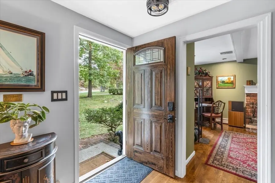 210 Hobart St, Hingham, MA 02043 - #3