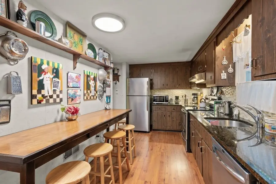 326 Highland St, Stoughton, MA 02072 - #3