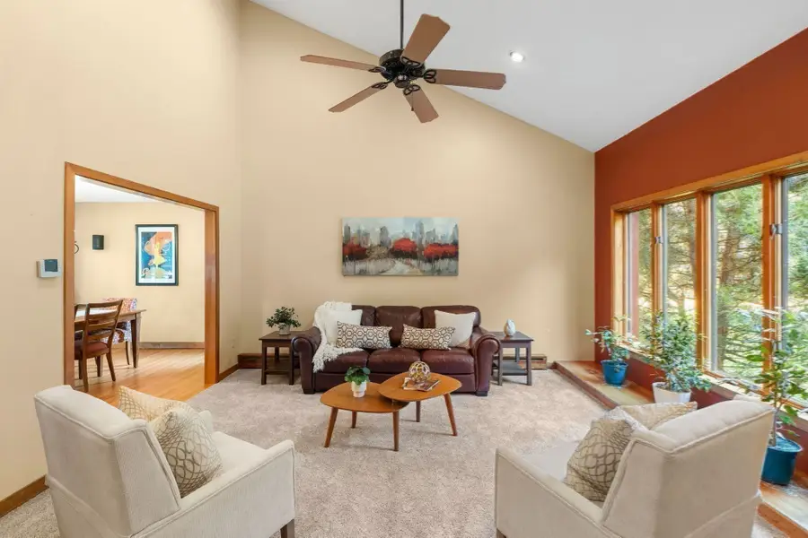 56 School St, Dunstable, MA 01827 - #3