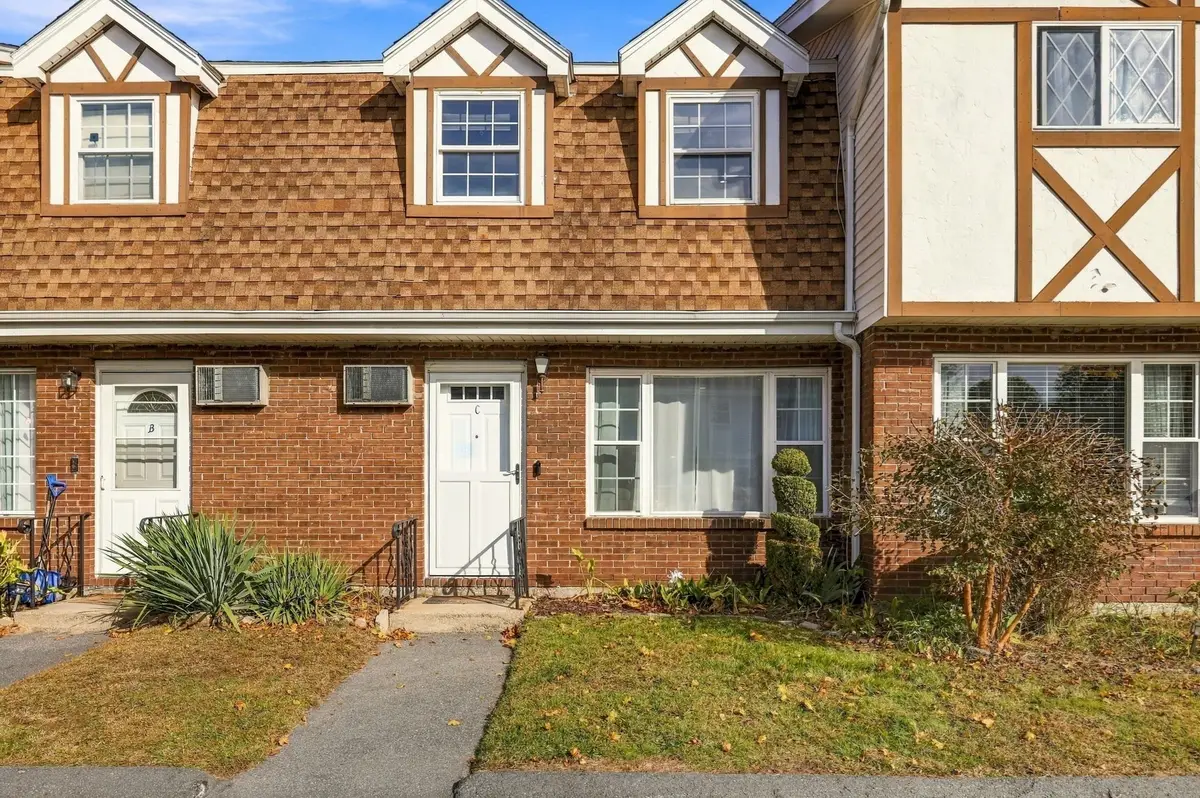 945 Riverside Dr #4C, Methuen, MA 01844 - #1