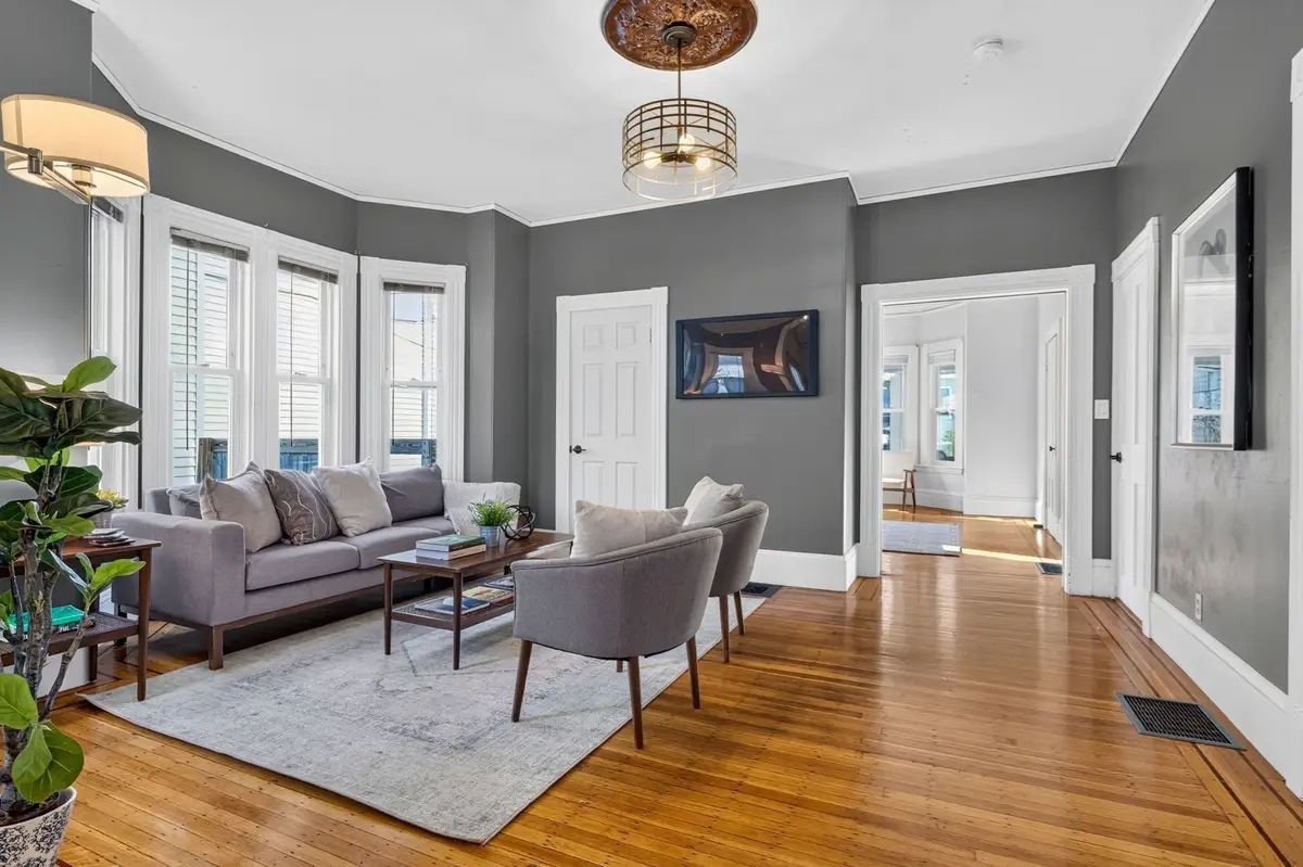 9 Dartmouth St, Somerville, MA 02145 - #1