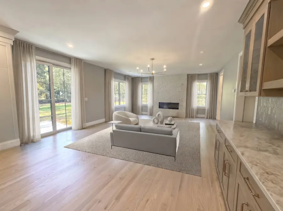 19 Morrill Dr, Wayland, MA 01778 - #3