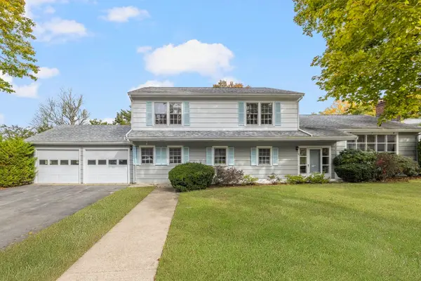 167 West Hawthorn Street, Dartmouth, MA 02747