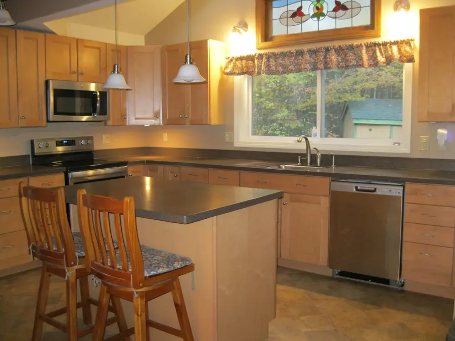 47 Lyon Hill Rd, Chester, MA 01011 - #3
