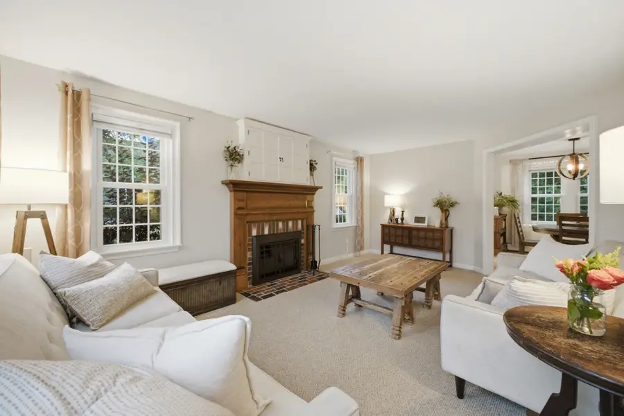 13 Watson Ln, Rutland, MA 01543 - #3