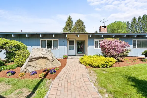 577 Great Rd, Stow, MA 01775