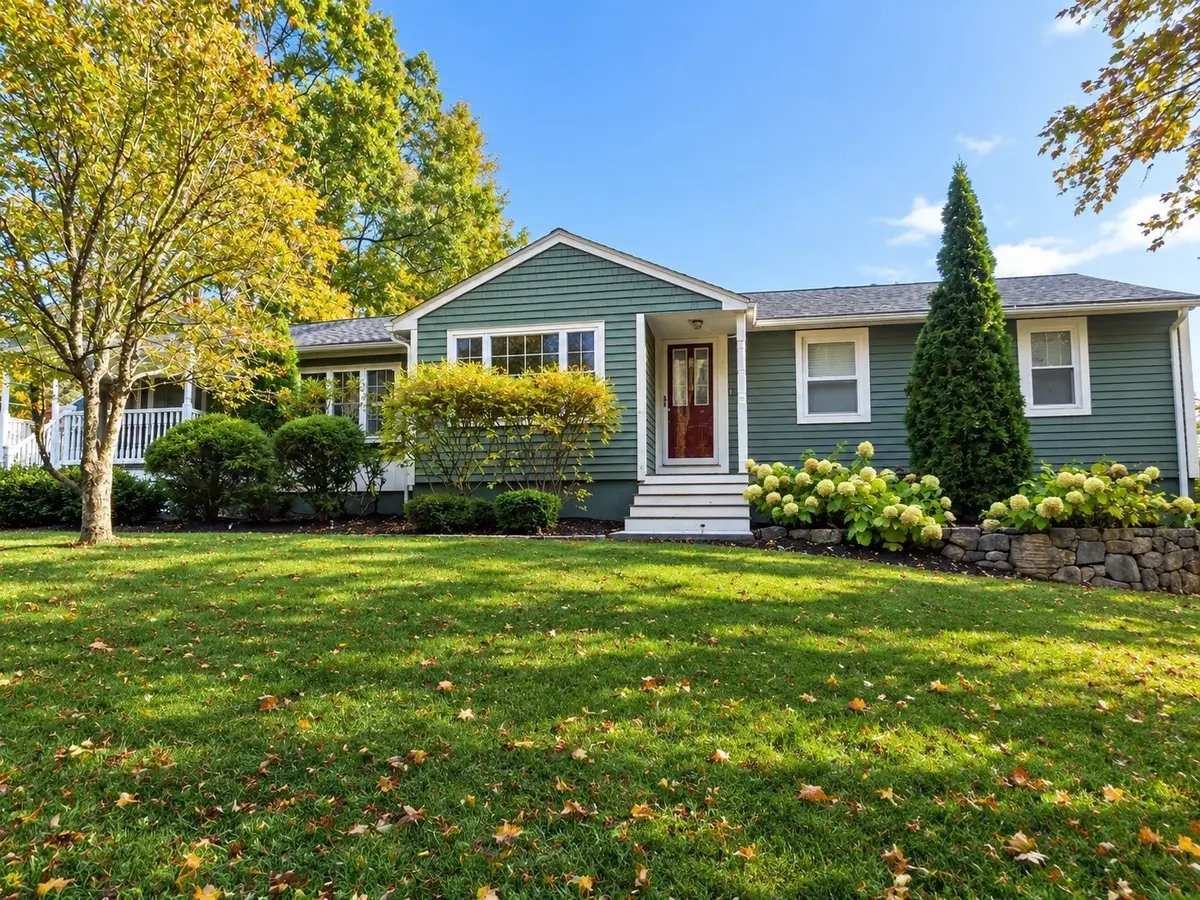 24 Chestnut Street, Grafton, MA 01519 - #1