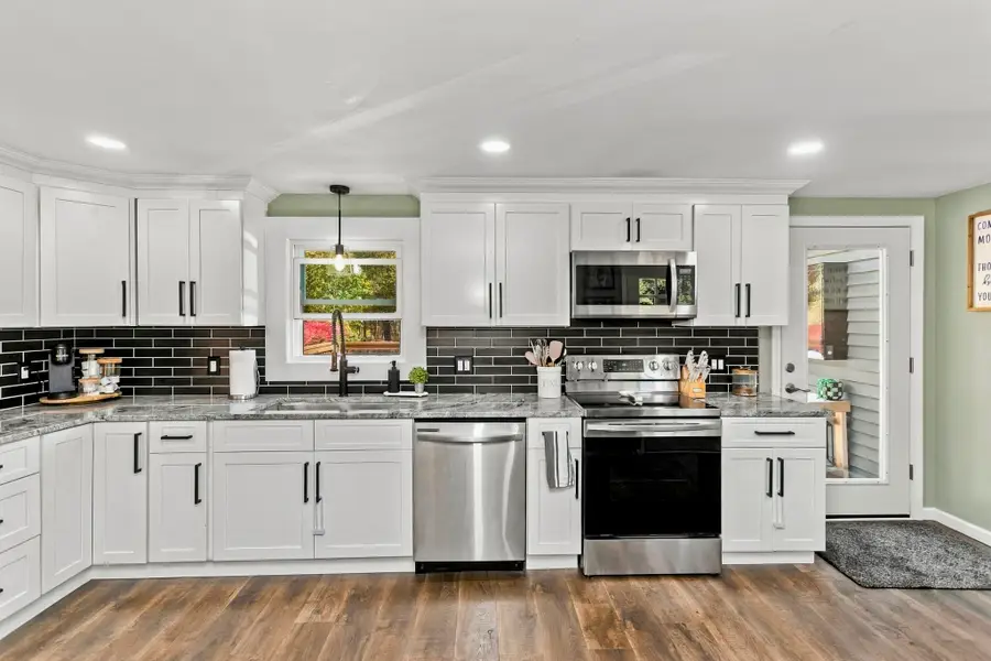 465 E Mountain Rd, Westfield, MA 01085 - #2