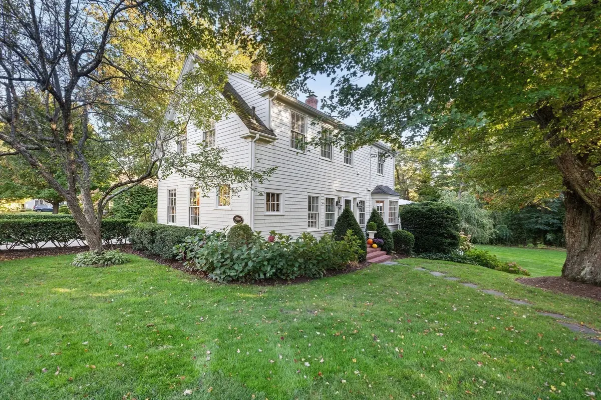 11 Ship Yard Ln, Duxbury, MA 02332 - #1