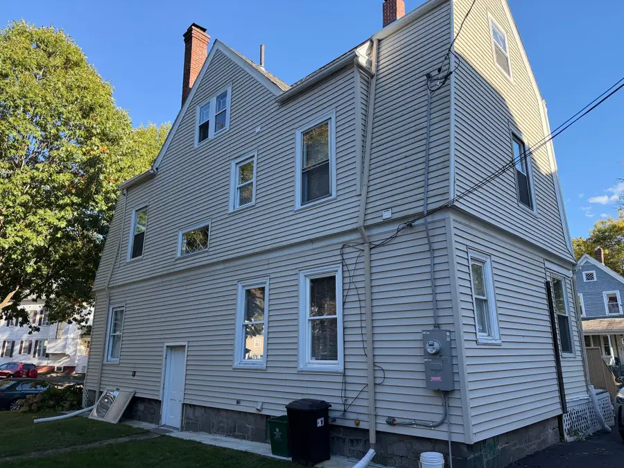 9 Englewood Ave, Worcester, MA 01603 - #3