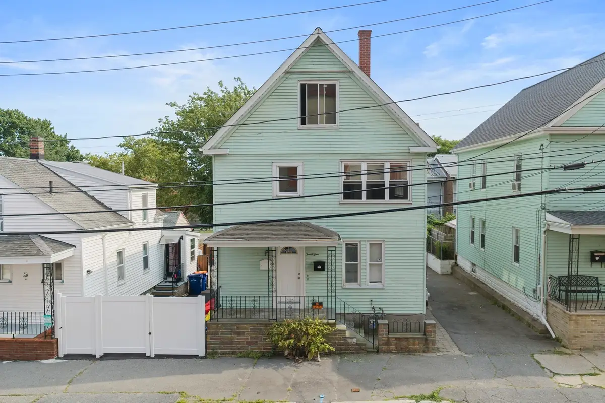 24 Belleville Rd, New Bedford, MA 02745 - #1