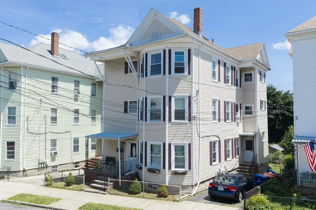 618 Summer St, New Bedford, MA 02746 - #1