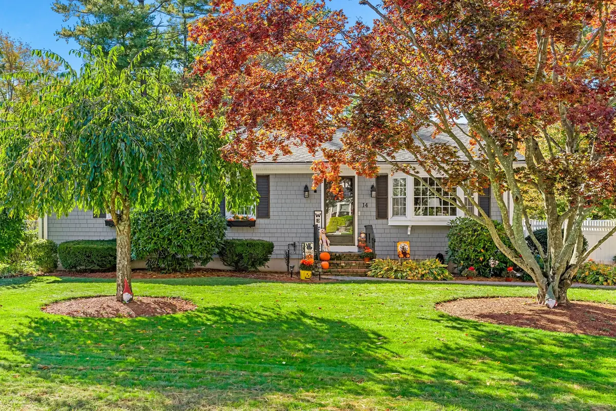 14 Joseph Street, Acushnet, MA 02743 - #1